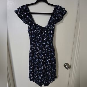 Flutter Sleeve V-Waist Mini Dress